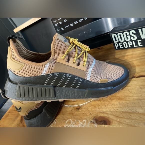 Rare Adidas NMD R1 Trail Shoes, Size 11.5 - Picture 3 of 11